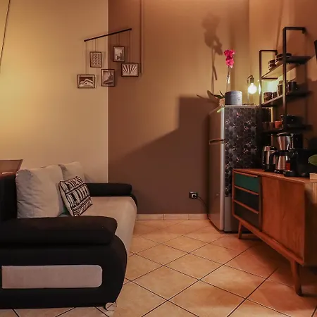 Interno 13 - Coffee, Wifi & Mxp * 索马伦巴多